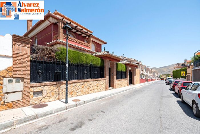 Casas en venta y pisos alquiler - 1