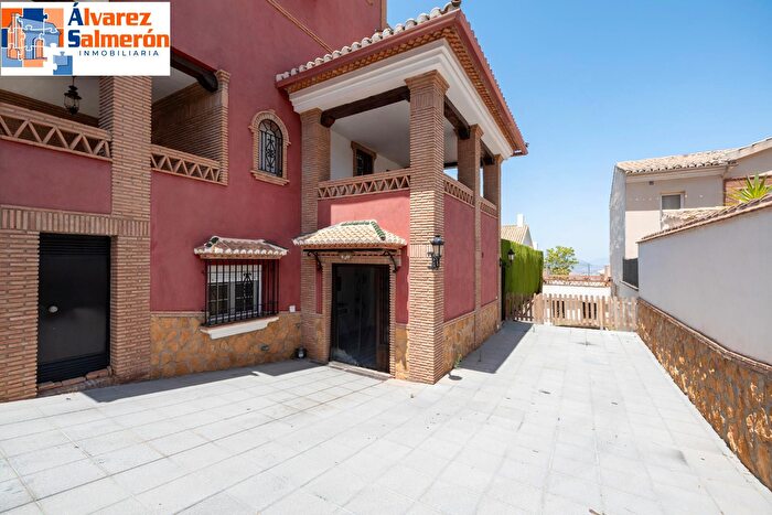 Casas en venta y pisos alquiler - 3