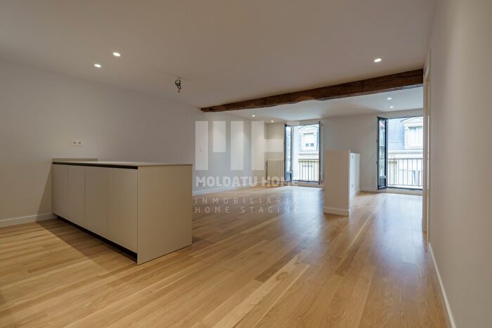 Casas en venta y pisos alquiler - 3