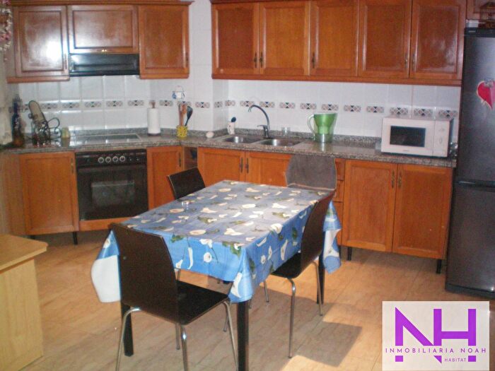 Casas en venta y pisos alquiler - 2