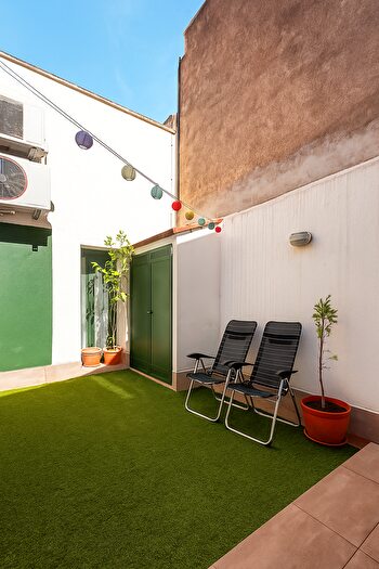 Casas en venta y pisos alquiler - 1