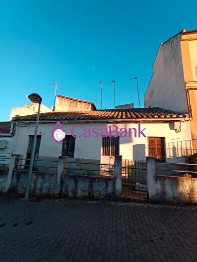 Casas en venta y pisos alquiler - 2
