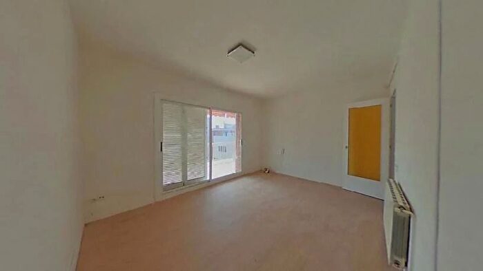 Piso en venta en Lluminetes, Castelldefels de 3 habitaciones