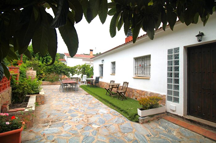 Casa en venta en Lloret Verd Els Pinars, Lloret de Mar de 4 habitaciones