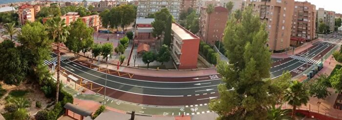 Piso en alquiler en Sur, Infante Juan Manuel de 4 habitaciones