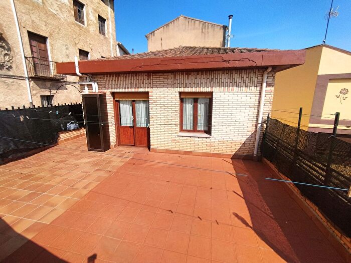 Casa en venta en Funes, Navarra de 3 habitaciones