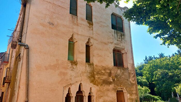 Casa en venta en Cabra del Camp, Tarragona de 6 habitaciones