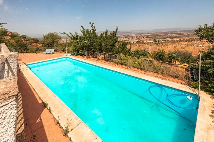 Casa en venta en Albaicín, Fargue de 8 habitaciones