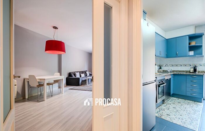 Casas en venta y pisos alquiler - 3