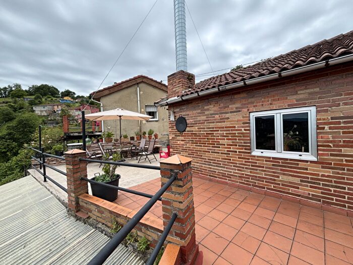 Casas en venta y pisos alquiler - 2