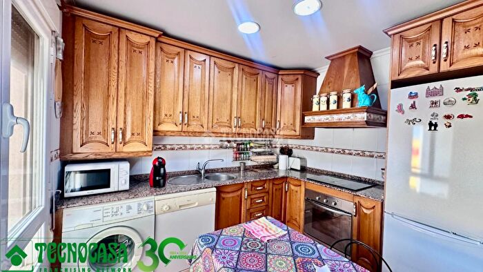 Casas en venta y pisos alquiler - 2