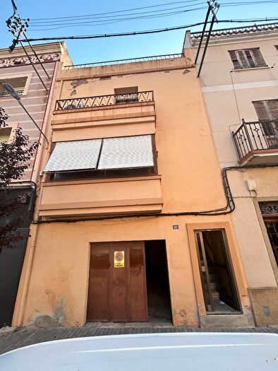 Casa en venta en Les Borges del Camp, Tarragona de 5 habitaciones