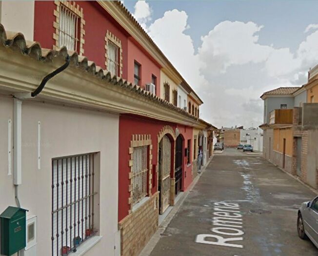 Casas en venta y pisos alquiler - 2