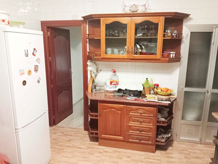 Casas en venta y pisos alquiler - 1