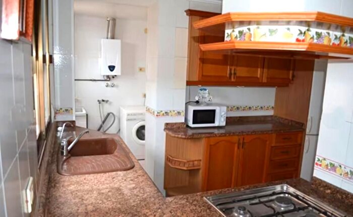 Casas en venta y pisos alquiler - 2