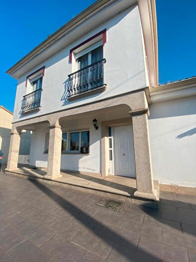 Casas en venta y pisos alquiler - 1