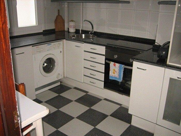 Casas en venta y pisos alquiler - 1