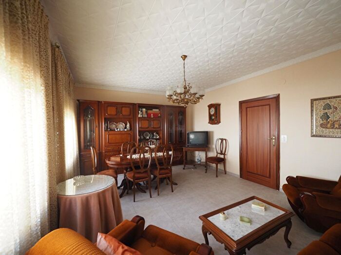 Casa en venta en Tomelloso, Ciudad Real de 2 habitaciones