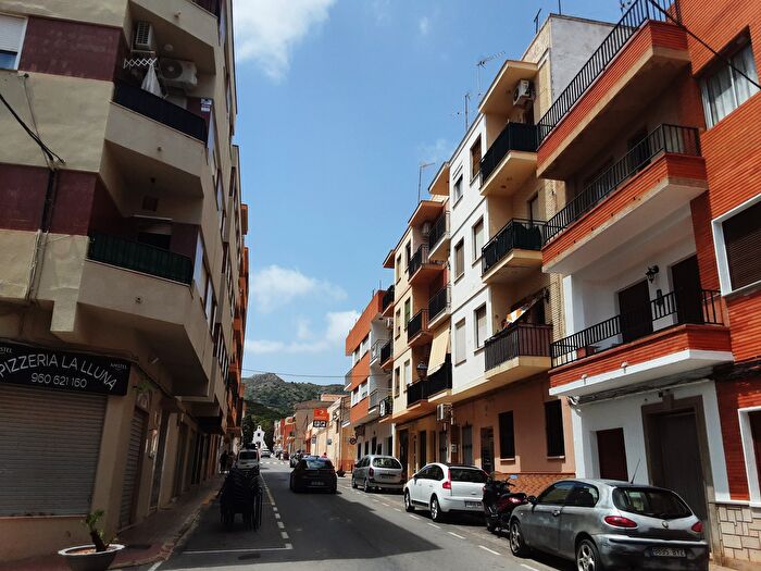 Piso en venta en Faura, Valencia de 3 habitaciones