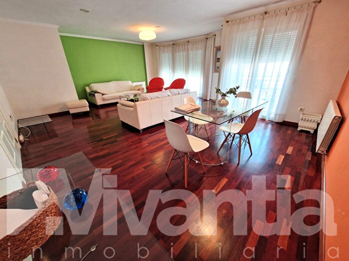 Casas en venta y pisos alquiler - 1