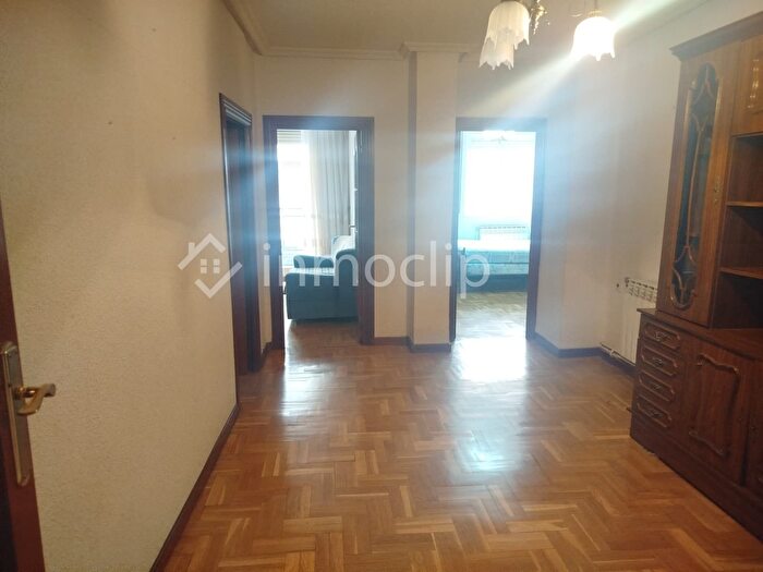 Casas en venta y pisos alquiler - 2