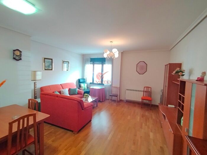 Casas en venta y pisos alquiler - 1