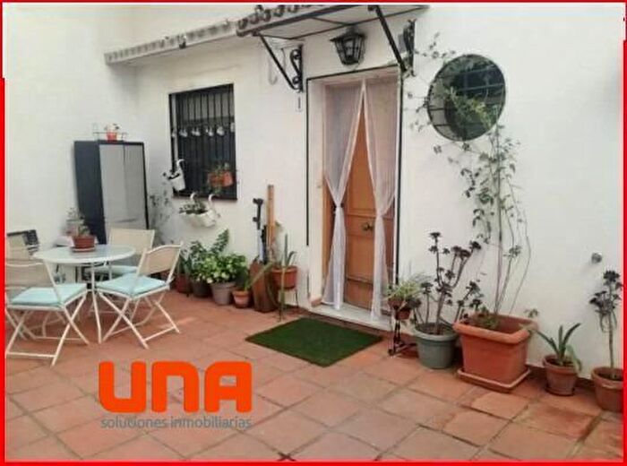 Casas en venta y pisos alquiler - 1
