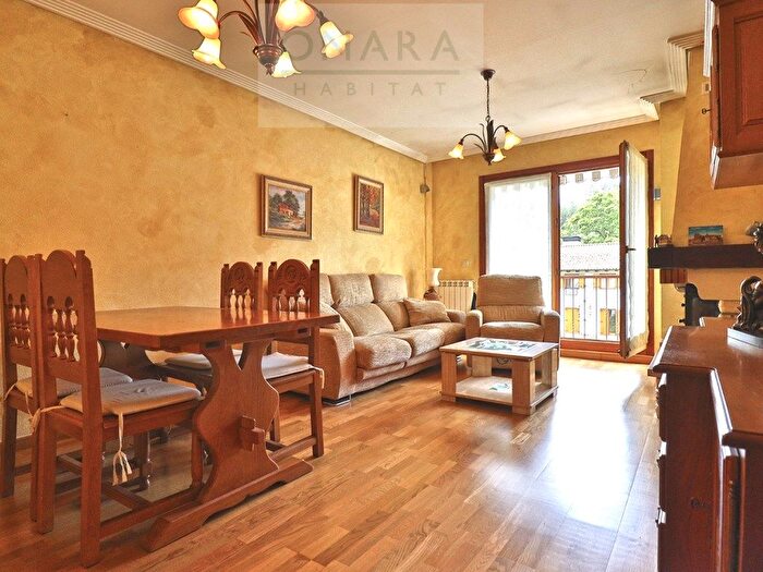 Casas en venta y pisos alquiler - 1