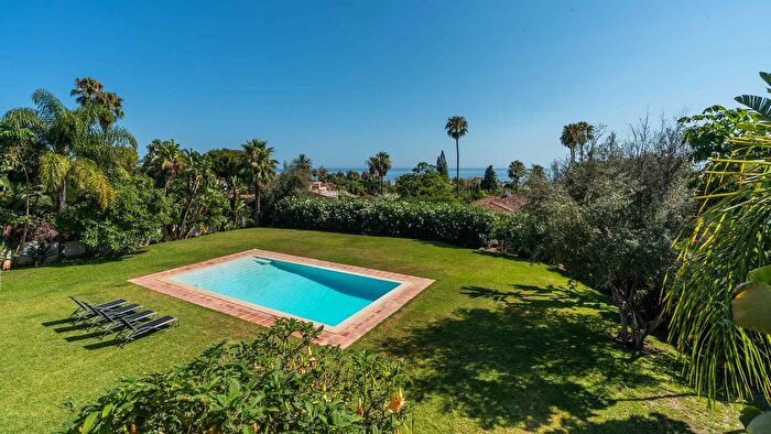 Casa en venta en Marbella Centro, Playa Bajadilla Puertos de 5 habitaciones