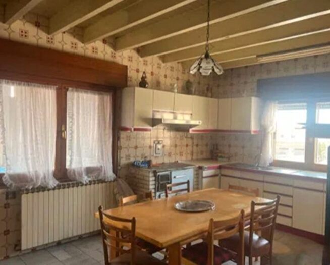 Casas en venta y pisos alquiler - 1