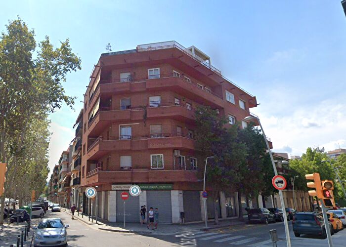 Piso en venta en Molins de Rei, Barcelona de 4 habitaciones