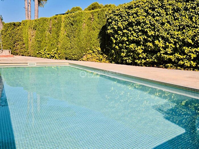 Casa en venta en Comunitat Valenciana, Alicante de 6 habitaciones