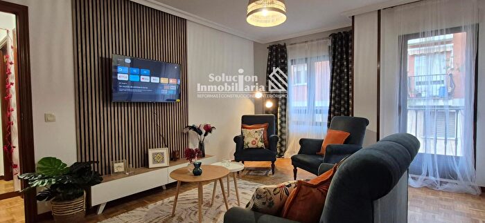 Casas en venta y pisos alquiler - 3
