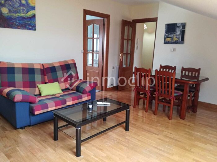 Casas en venta y pisos alquiler - 1