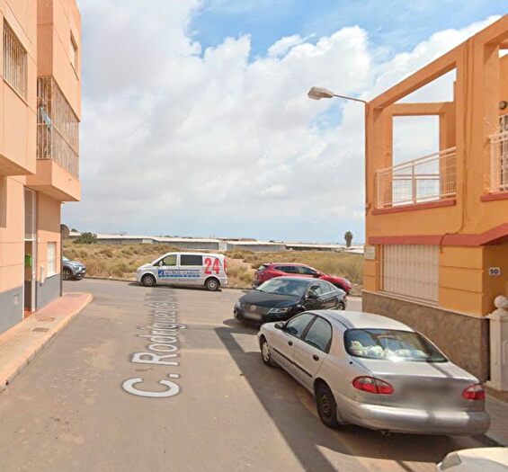 Piso en venta en Santa María del Águila, El Ejido