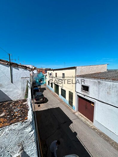 Casas en venta y pisos alquiler - 2