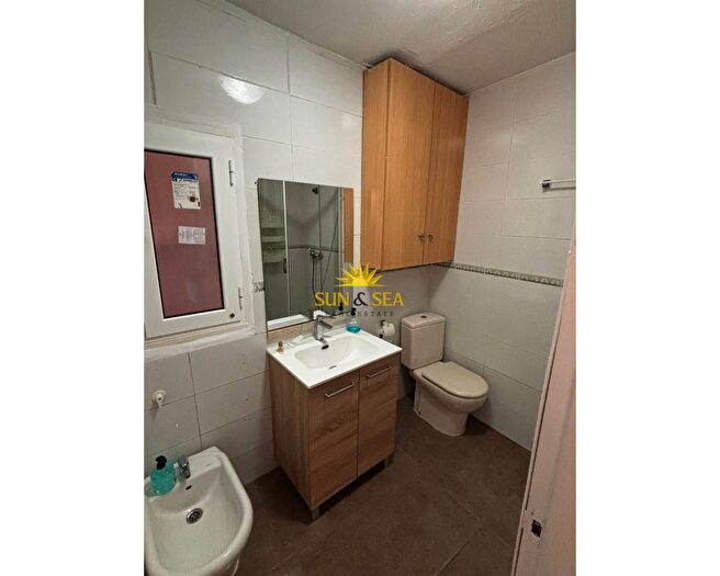 Casas en venta y pisos alquiler - 3