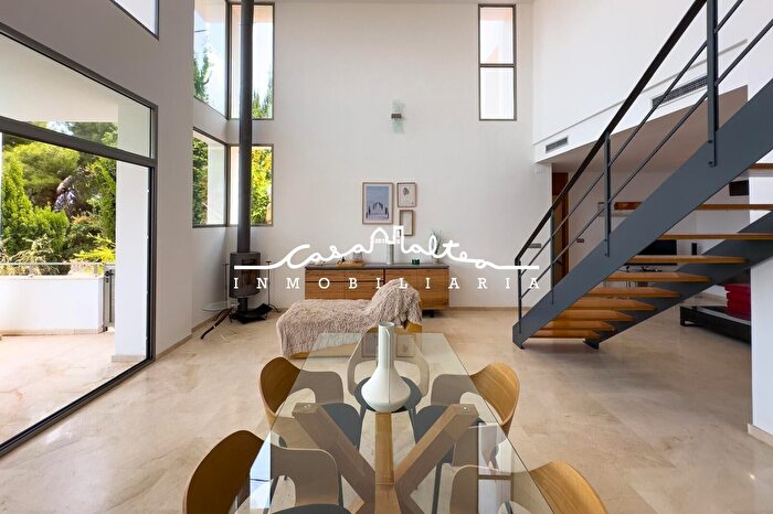 Casas en venta y pisos alquiler - 3