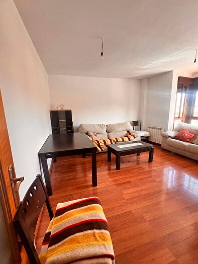 Casas en venta y pisos alquiler - 2