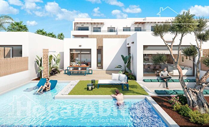 Casas en venta y pisos alquiler - 3