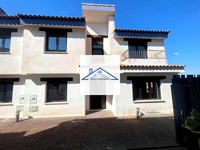 Casas en venta y pisos alquiler - 1