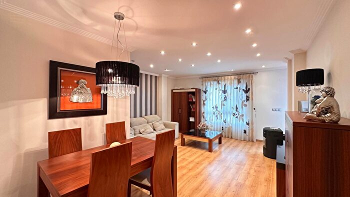 Piso en venta en Algemesí, Valencia de 3 habitaciones