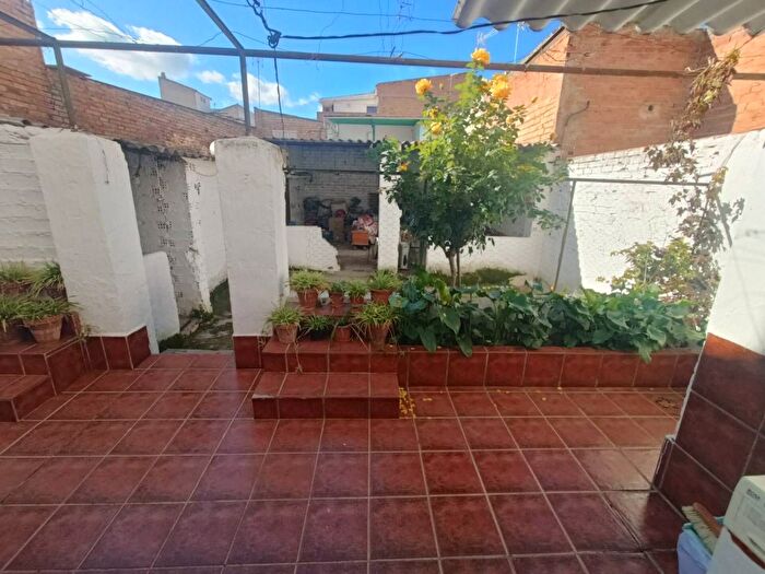 Casas en venta y pisos alquiler - 2