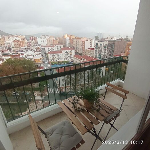 Piso en alquiler en Bailén Miraflores, Los Castillejos La Trinidad de 3 habitaciones