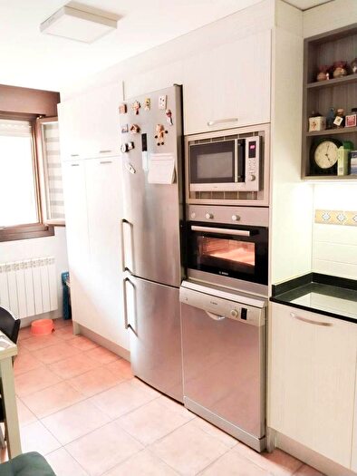 Casas en venta y pisos alquiler - 2