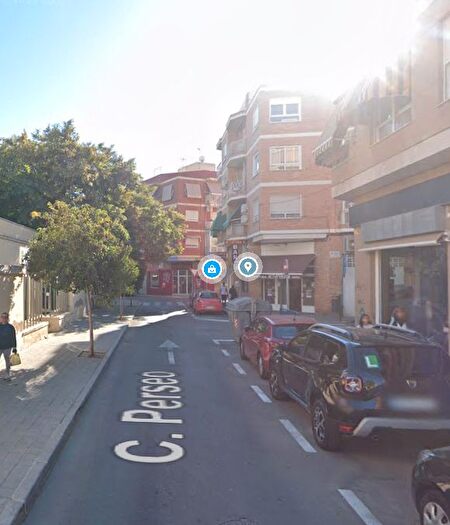 Casas en venta y pisos alquiler - 2