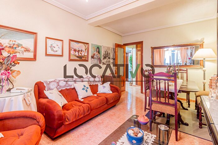 Casas en venta y pisos alquiler - 2