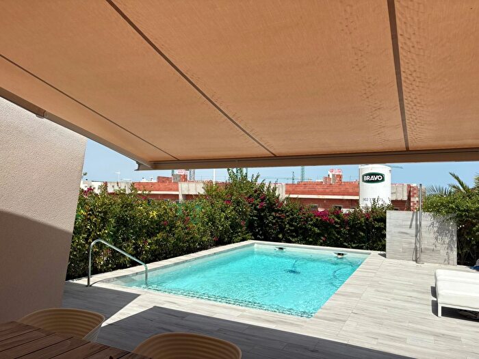 Casas en venta y pisos alquiler - 1