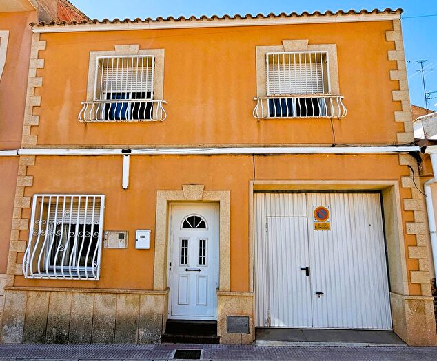 Casa en venta en Totana, Murcia de 3 habitaciones