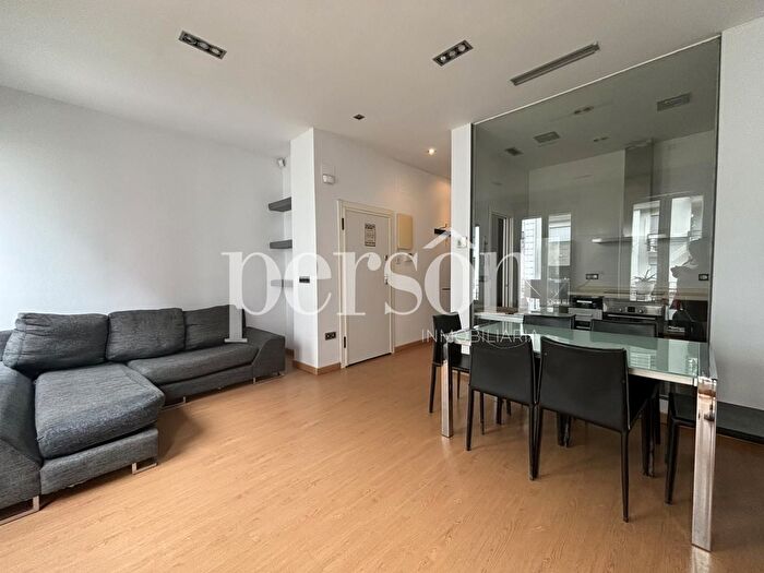 Piso en alquiler en LEixample, Russafa de 3 habitaciones